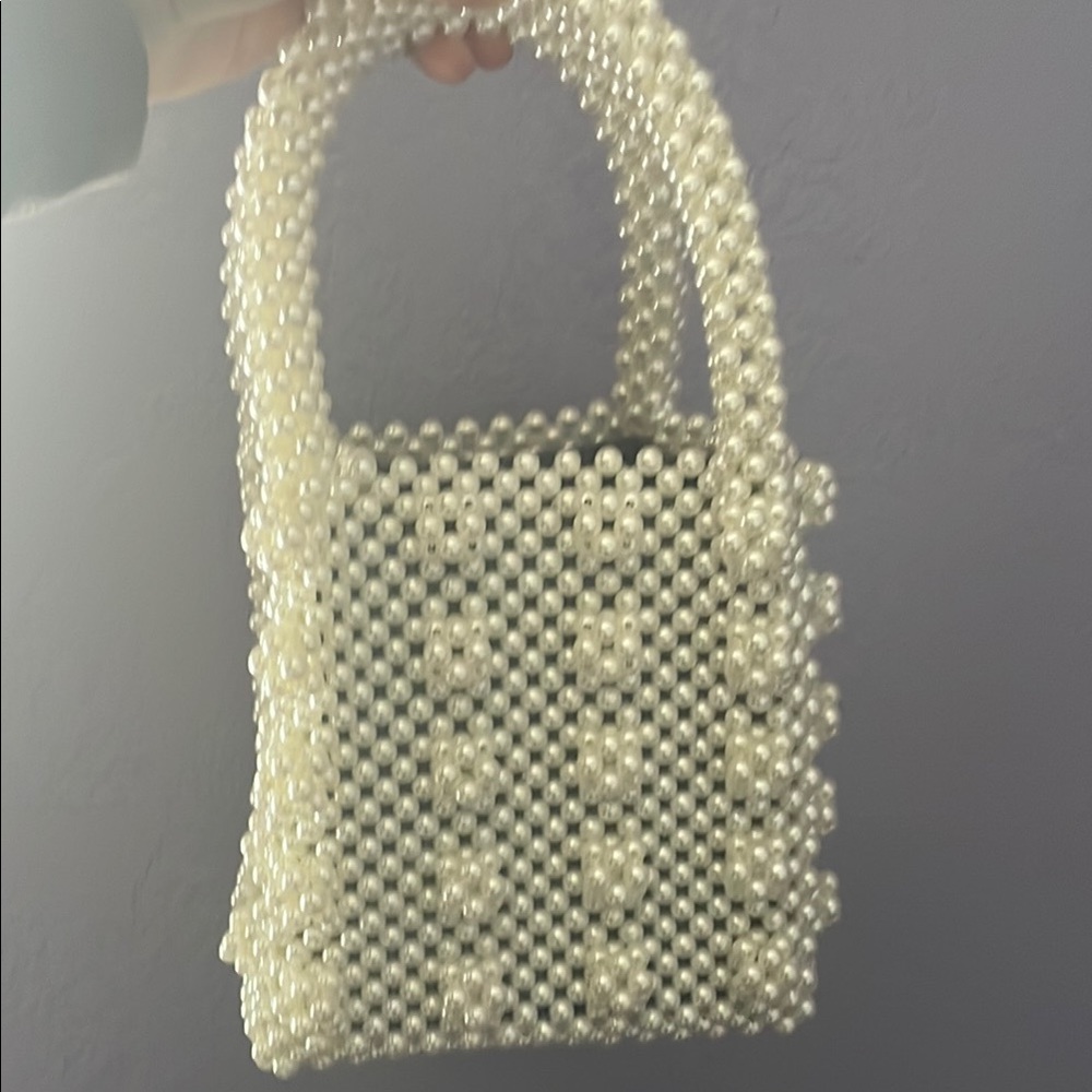 Elegant Pearl Beaded Handbag
